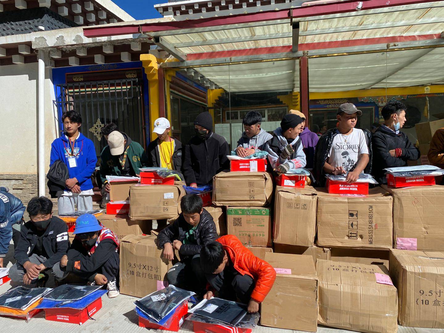 开云体育平台官方网站-开云体育(中国)公益回顾丨家国同欢月同圆 温暖满载甘孜州(图7)